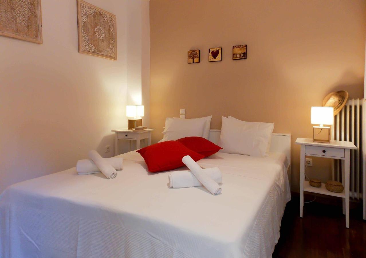Cozy Plaka Apartment أثينا المظهر الخارجي الصورة