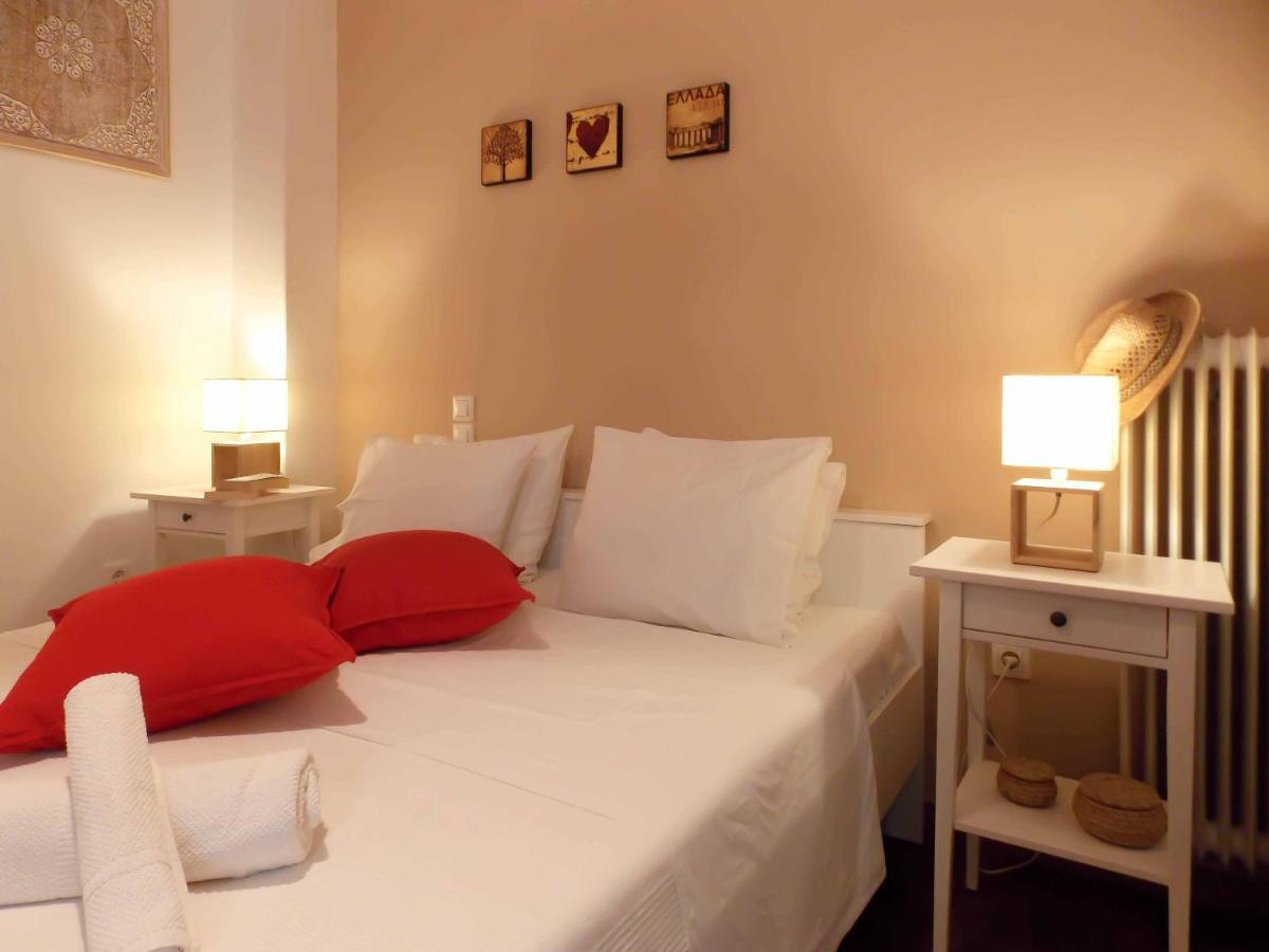 Cozy Plaka Apartment أثينا المظهر الخارجي الصورة