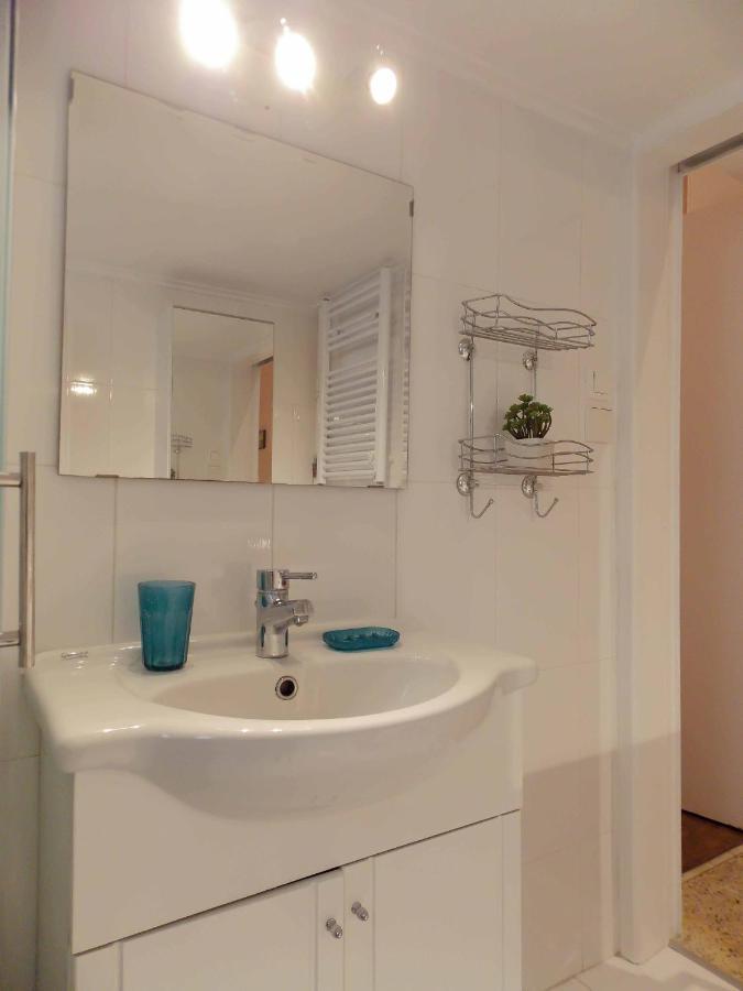 Cozy Plaka Apartment أثينا المظهر الخارجي الصورة