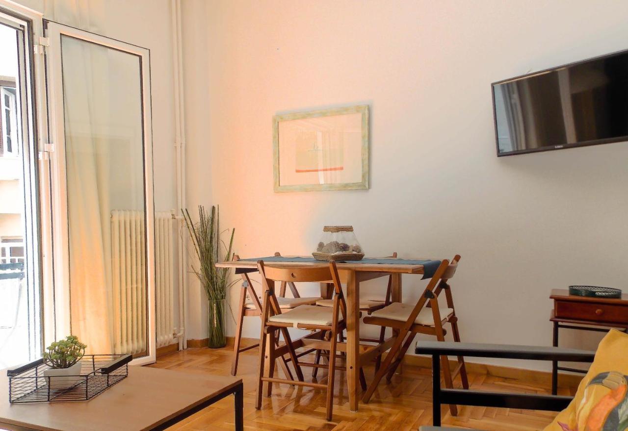 Cozy Plaka Apartment أثينا المظهر الخارجي الصورة